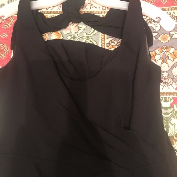 Formal gown worn once - Picture 8 of 8